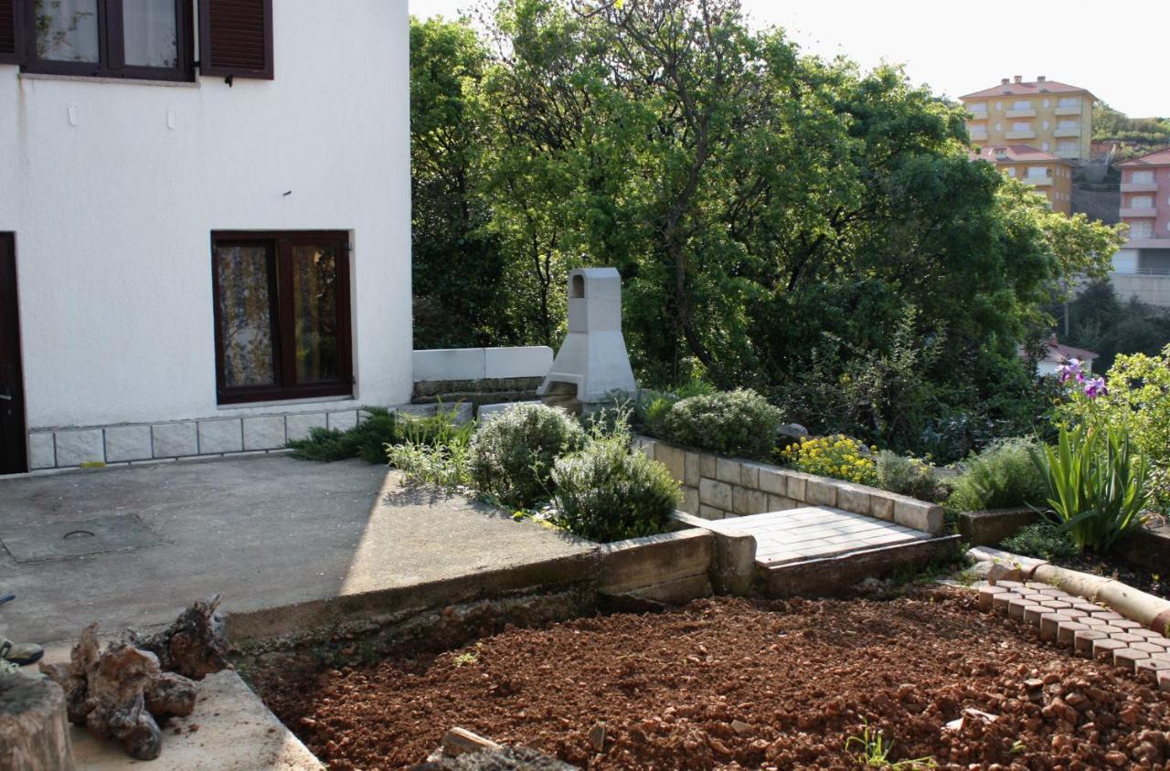 Double Room Vrbnik 5301B Ngoại thất bức ảnh