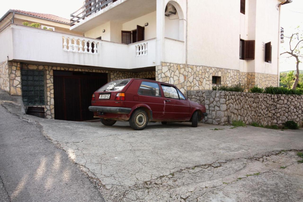 Double Room Vrbnik 5301B Ngoại thất bức ảnh
